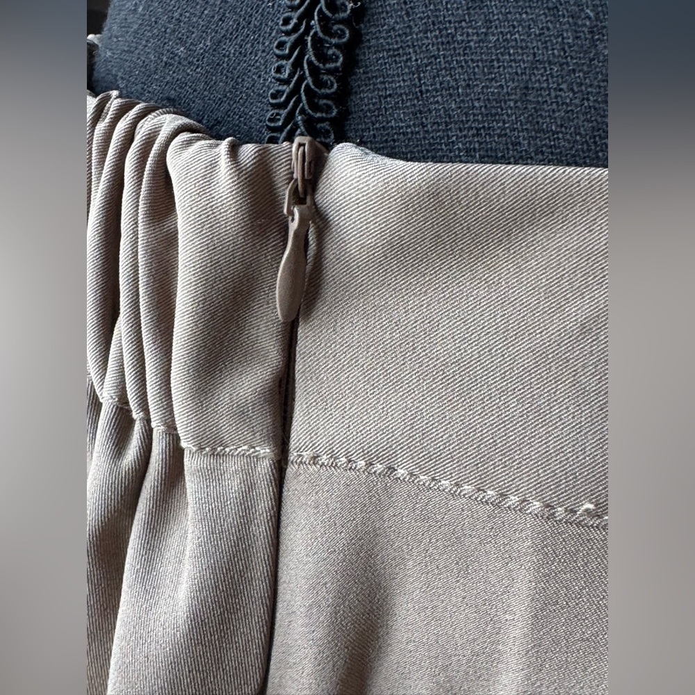 Urban Coco Elegant khaki Tan A-Line Women's Skirt NWT XL - Picture 5 of 6